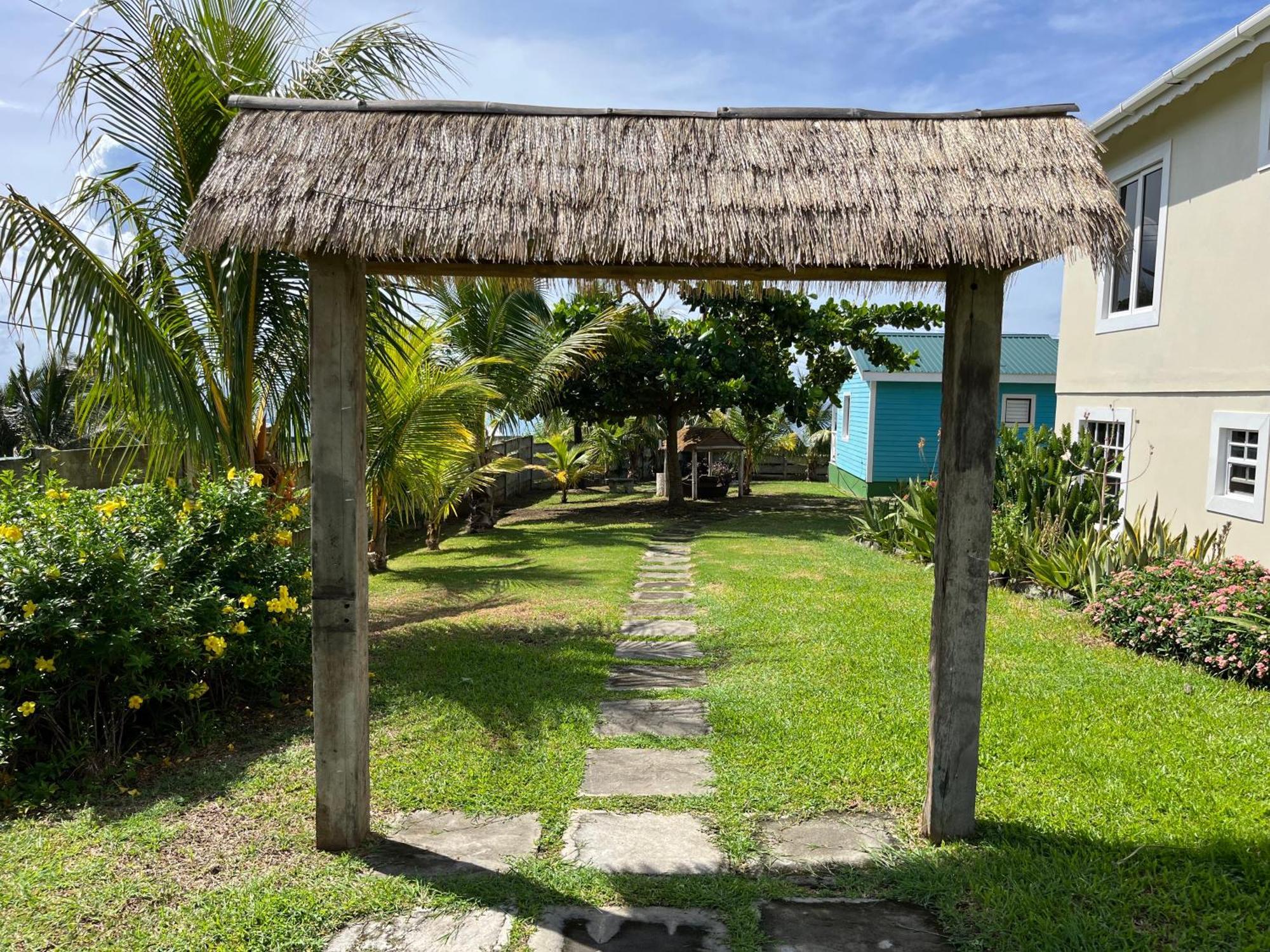 Studio Blu At Waves Villa Guesthouse Brighton Village Ngoại thất bức ảnh